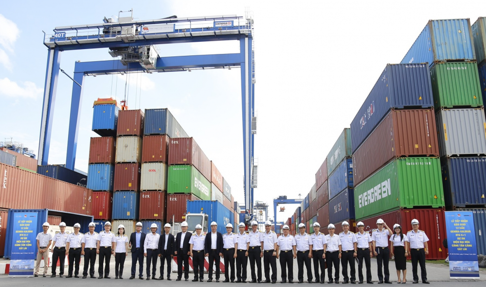 12臺GENMA品牌輪胎吊成功交付丨獲越南當地媒體廣泛關注(圖3) 12臺GENMA品牌輪胎吊成功交付丨獲越南當地媒體廣泛關注(圖3)