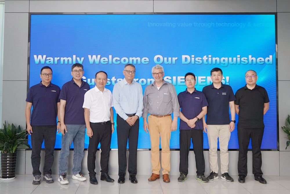 SIEMENS中國(guó)有限公司到訪GENMA潤(rùn)邦重機(jī)制造基地(圖3)