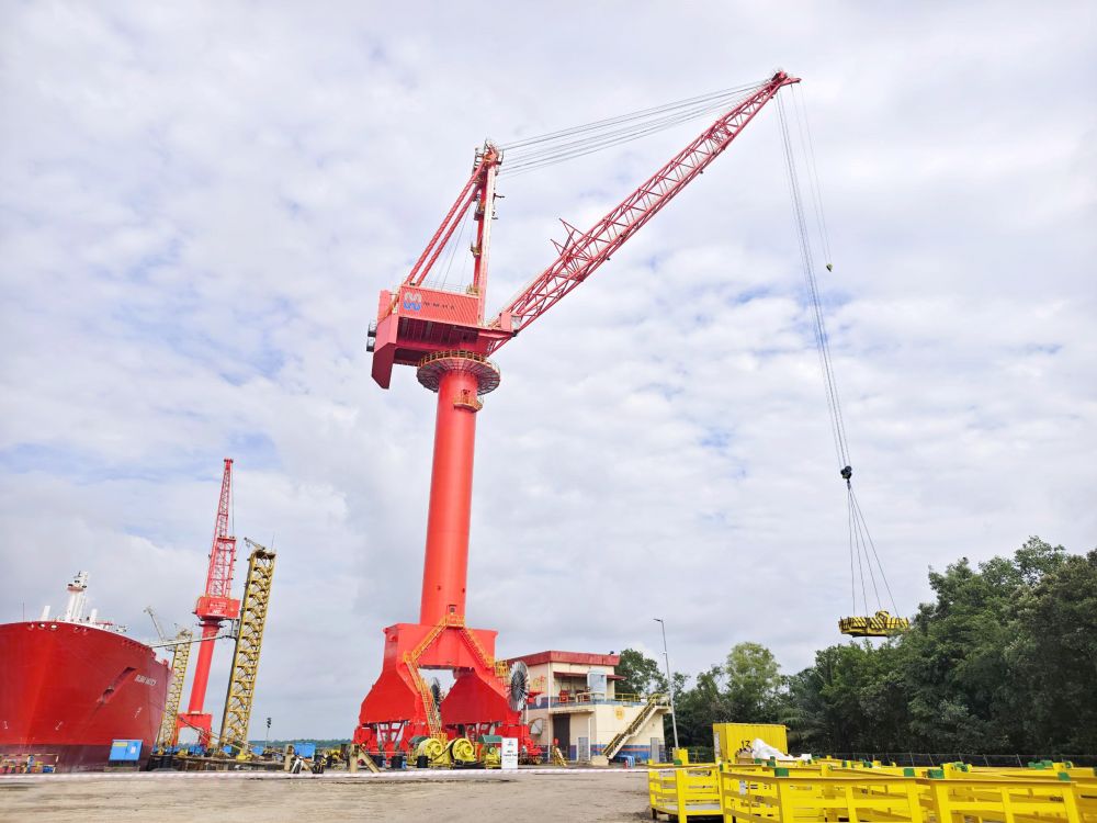 GENMA門座機順利交付海外客戶(圖2) GENMA門座機順利交付海外客戶(圖2)